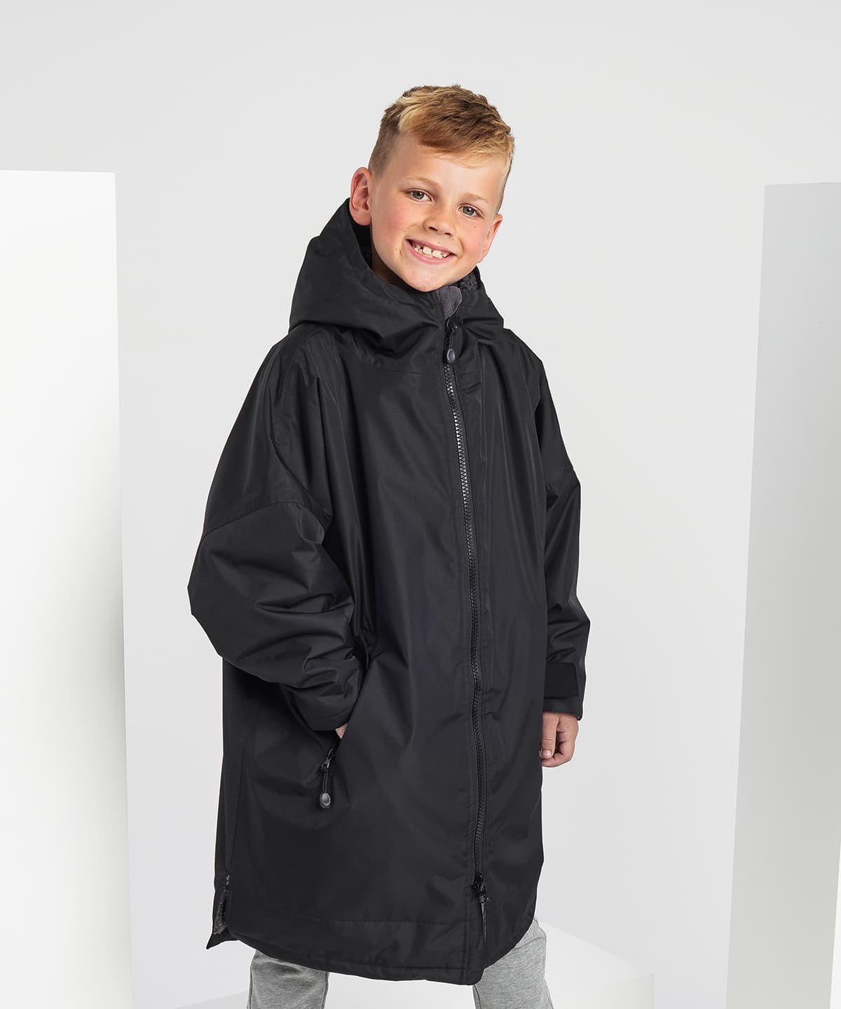 Kids TriDri® all seasons waterproof changing robe